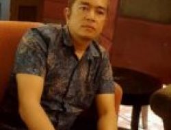 Ketua SETWIL FPII Riau, Rusdi Bromi | Jika ada Pihak Pihak Yang Menghalangi Kerja Pers, Suruh Baca UU No. 40/1999.