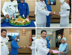 HUT ke-75 TNI-AL: Danlantamal IV Berikan Nasi Tumpeng pada Prajurit Termuda