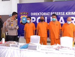 Kencing Solar Libatkan Karyawan Operator Feeling Set di TBBM Pertamina Dumai di Gulung Polda Riau