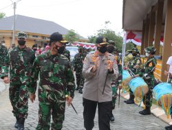 Danjen Akademi TNI dan Kalemdiklat Polri Kunjungi Posko Satlak III Elang Latsitardanus