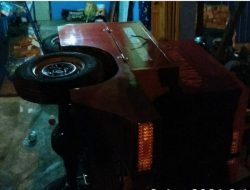 Rem Blong, Motor Caisar Milik DPKP Tanjungpinang Nyungsep ke Kios Warga 