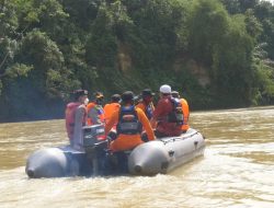 Haris Karyawan PT Karya Maju Utama Warga NTB Tenggelam di Sungai Merangin Masih Belum di Temukan