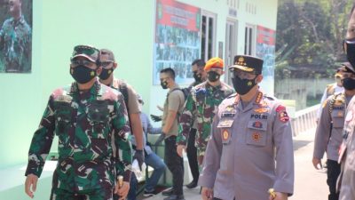 Panglima TNI, Kapolri dan Kepala BNPB Cek Gudang Obat Covid-19 Di Banten