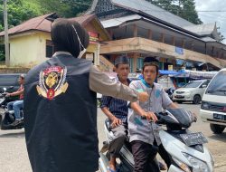 Tim 03 Srikandi Squad-01 Polres Merangin berikan Himbauan Kepada Masyarakat Untuk Melaksanakan Vaksinasi