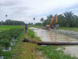 PEMKAB Serdang Bedagai Lakukan Normalisasi Sungai Untuk Atasi Banjir