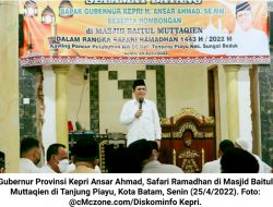 Safari Ramadhan di Masjid Baitul Muttaqien, Ansar Ahmad Sampaikan Program Pemprov Kepri