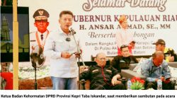 Wakili Gubernur Provinsi Kepri, Taba Iskandar Panen Ikan Kerapu Cantang di Pulau Akar