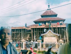 Antusiasnya Masyarakat Muara Madras, Gotong Royong Penambahan Teras Masjid Rajo Tiangso