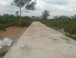Warga Apresiasi Pembangunan Jalan Rabat Beton di Desa Kuala Simbur