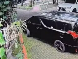 Anggota Polisi Tewas Tembak Kepala Sendiri di Mobil Alphard