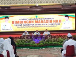 Tutup Bimbingan Manasik Haji Tingkat Kabupaten, Sekda Rohil Ingatkan Jamaah Jaga Kesehatan 