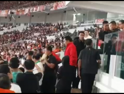 Pasca Ditahan Ikut rombongan Presiden, Anies Tetap Turun Memberikan Selamat Kepada Persija Jakarta