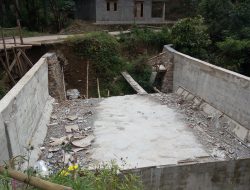 WARGA NAGARI SUPAYANG GERAH, PROYEK PEMBANGUNAN JEMBATAN DIDUGA BERMASALAH