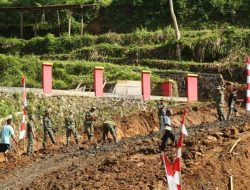 MISI GANDA SERTA SEMANGAT ANAK BANGSA DI HAJATAN TMMD REGULER 101 PURBALINGGA
