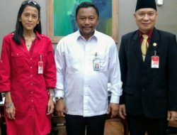 KETUM PPWI DAN SEKRETARIS lll BERSILAHTURAHMI BIRO UMUM SETPRES RI