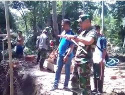 Hari Kesebelas Program TMMD 102 Anggota Kodim 1415/Kep. Selayar, Bangun Sumur