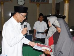 Tim Safari Ramadhan Serahkan Berbagai Bantuan Sosial Kepada Masyarakat