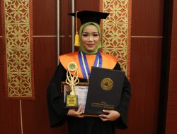 Wisuda UMRAH ke-XI, Dinda Imelda Raih Pemuncak Wisudawati Fisip