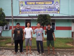Forwin Labuhanbatu Berikan Bantuan Kostum Olah Raga Ke Club PS.Baldes FC.