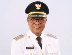 Jenazah Azis Zainal SH MM, Akan Disemayamkan Dikampung Halaman.