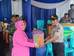 Kapolres dan Ketua Bhayangkari Tinjau Kesiapan Pos Pam Ops Ketupat