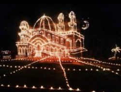 Lampu colok menyambut 1 syawal 1440 H di kota Bengkalis