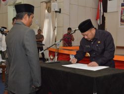 Ambil Sumpah Jabatan Administrator dan Jabatan Pengawas di Lingkunga Pemkab Kampar, Ini Kata Catur ?