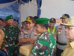 Kapolda Bersama Bupati Muaro Jambi Pantau Kesiagaan Pos Pam Ops Kec.Mestong