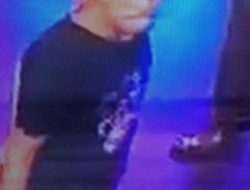 Video | Aksi Pencuri Terekam CCTV di Karoke Happy Puppy Pekanbaru