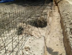 Proyek Abal – Abal , Warga Indrapuri Keluhkan Pembangunan Drainase Asal Jadi