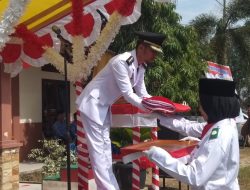 Camat Rumbio Jaya Pimpin Upacara HUT RI Ke 74 Tingkat Kecamatan