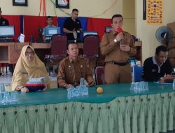 Jemput Bola Perekaman KTP, Disdukcapil Kampar Datangi Desa