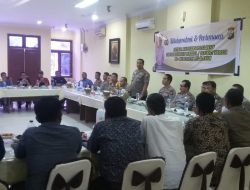 Pemkab Pelalawan Membuka Rapat konsolidasi Dalam Rangka Antisipasi Kondisi kamtibnas Jelang Pelantikan Presiden Dan Wakil Presiden .