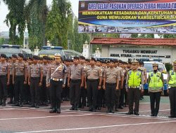 Kapolda Riau Irjen Pol Agung Setya Imam Efendi SH SIK MSi ” Layani Masyrakat Secara Humanis , Santun Dan Beradab .