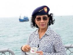 Presiden Jokowi “Tenggelamkan” Susi Pudjiastuti?
