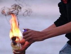 Bom Molotov Teror Kantor Satpol PP Riau