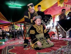 Pada Puncak Hari Jadi, Bupati Kampar Resmi Dinobatkan Sebagai Datuk Rajo Batuah