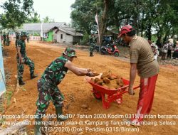 Harmonisasi TNI dan Masyarakat di TMMD