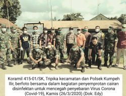 Cegah Covid-19, Koramil 415-01/SK dan Tripika Kecamatan Kumpeh Ilir Semprot Fasum Dengan Disinfektan