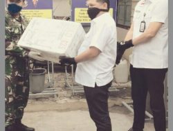 Lanal Tarempa Serahkan Bantuan Alat Cuci Tangan dan Alat Semprot pada Tim GTC-19 KKA
