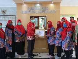 Donasi Peduli Bencana Wabah Covid-19 Oleh Ketua GOW