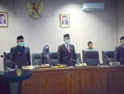 Bupati Kampar Hadiri Pengambilan Sumpah Jabatan PAW Anggota DPRD 