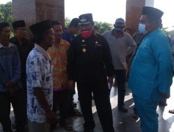 Tingkatkan Ekonomi Nelayan, Pemkab Rohil Berikan Bantuan Ke Masyarakat Pesisir dan Nelayan Skala Kecil