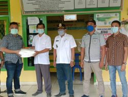 Ormas LMPP Serahkan Bantuan Baju APD ke Puskesmas Nipah Panjang, Ini Kata Muchtarudin Nasution