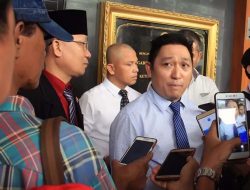 Terkait Polemik Deddy Corbuzier Vs Kemenkumham, Ini Komentar Praktisi Hukum Dolfie Rompas