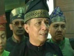 Terkait Mosi 27 Anggota DPRD, KH.Amrul Mukhtar : Maklumlah Ketua DPRD Tidak Kualitas