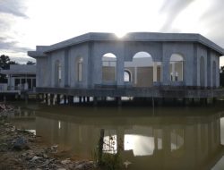 Proyek pembangunan Masjid Asrama Haji Transit Provinsi Babel Terbengkalai