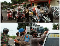 Sambil Bagikan Bendera, Polsek Bukit Bestari Ingatkan Protokol Kesehatan