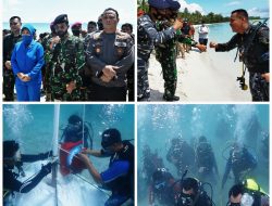 75 Penyelam Kepri Kibarkan Bendera di Bawah Laut