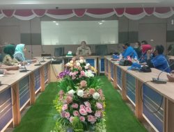 Tak Ada Kesepakatan, Ratusan Buruh PT. Padasa Enam Kokar Tetap Bertahan Ditenda